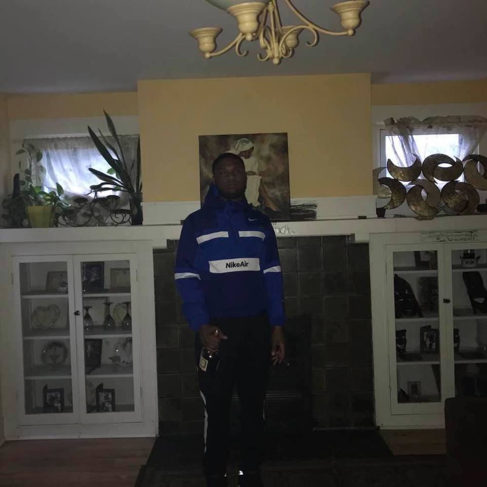 Meet your Posher, Malik